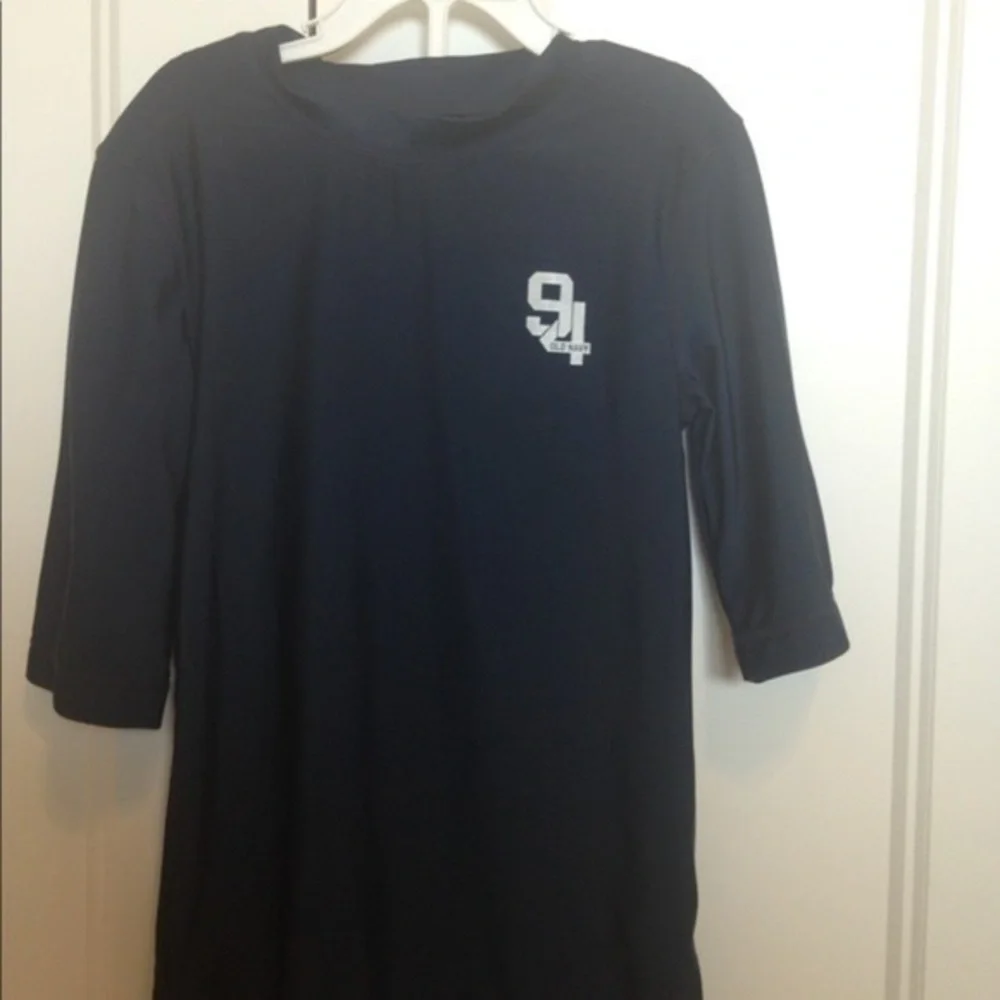 Boys Old Navy medium size 8 swim shirt